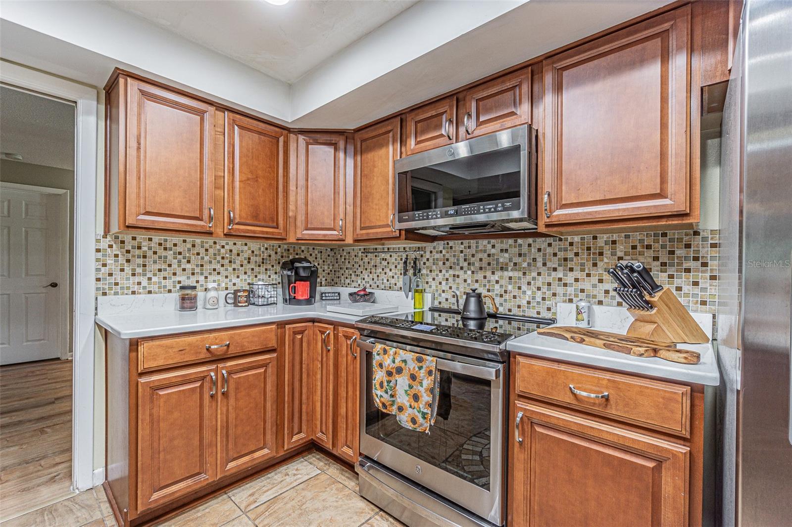 936 Highview Drive, FL
