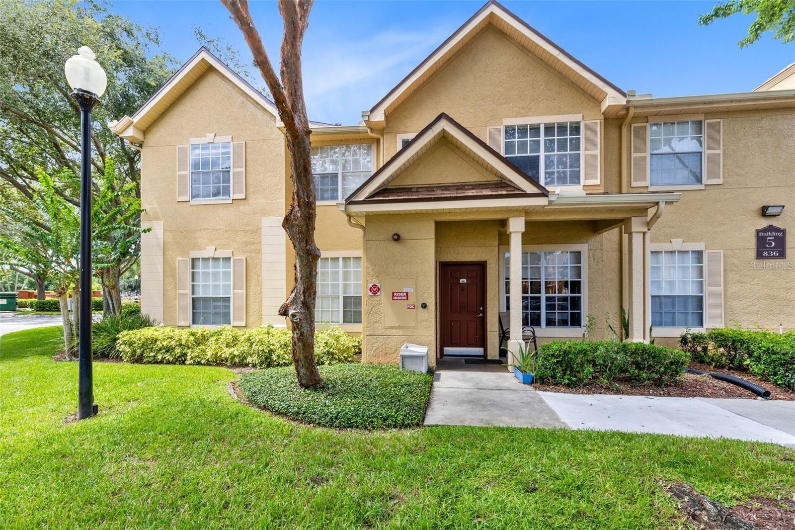 836 Grand Regency Pt #200, FL