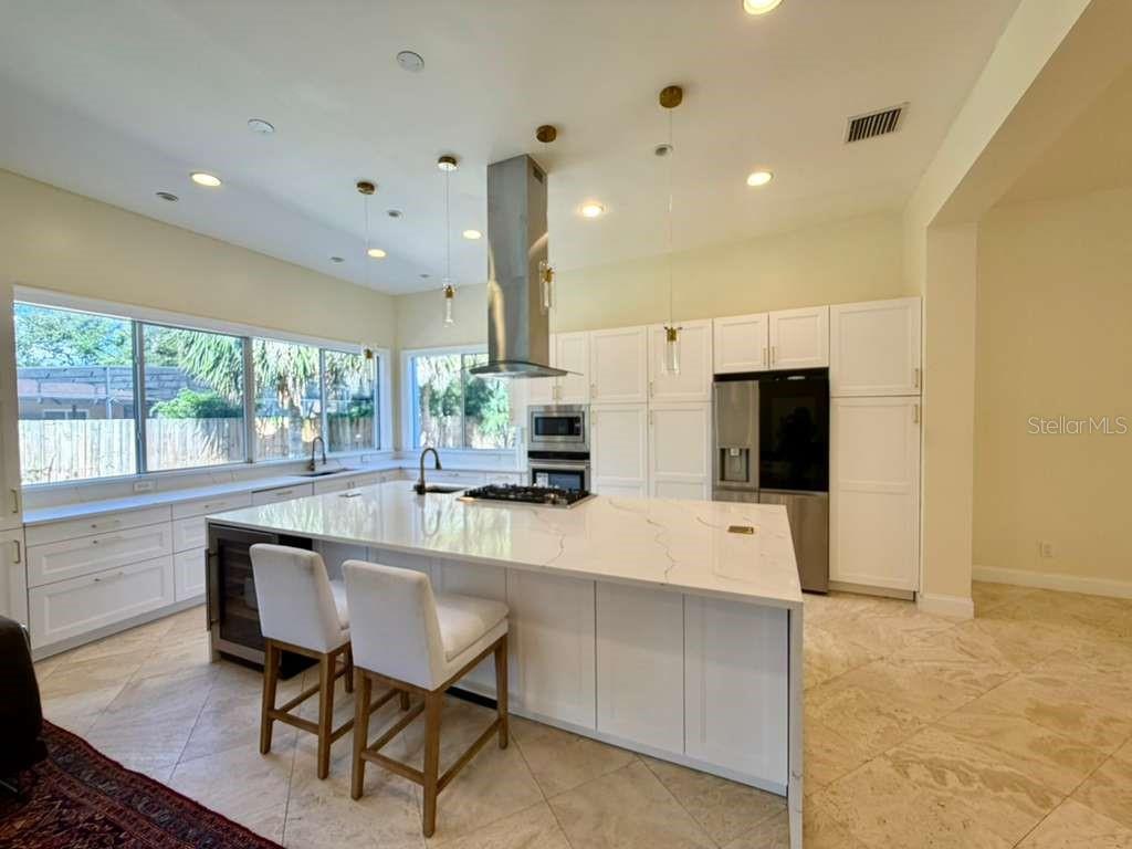 672 Mossy Branch Court, FL