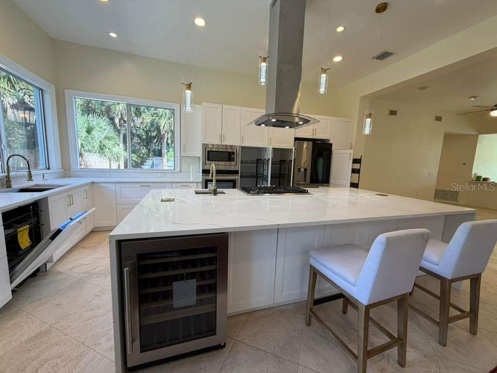 672 Mossy Branch Court, FL