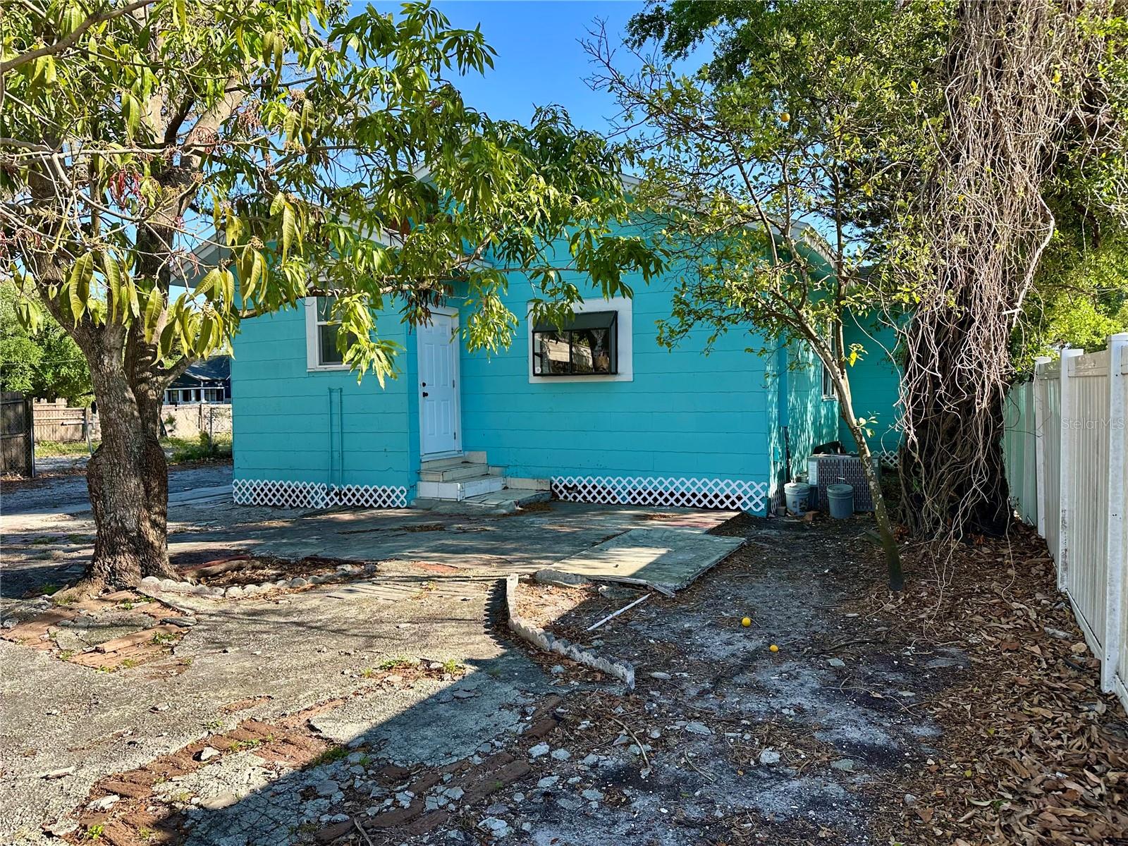 1504 33rd Avenue, FL