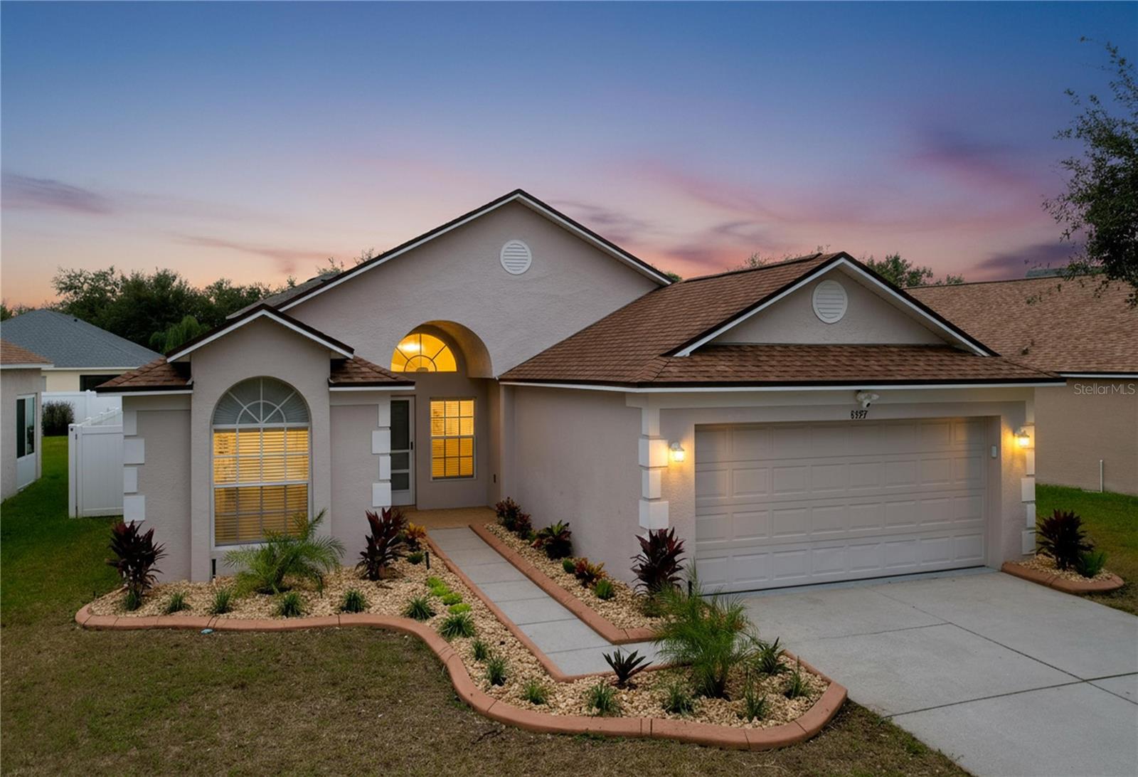 8527 Carriage Pointe Drive, FL