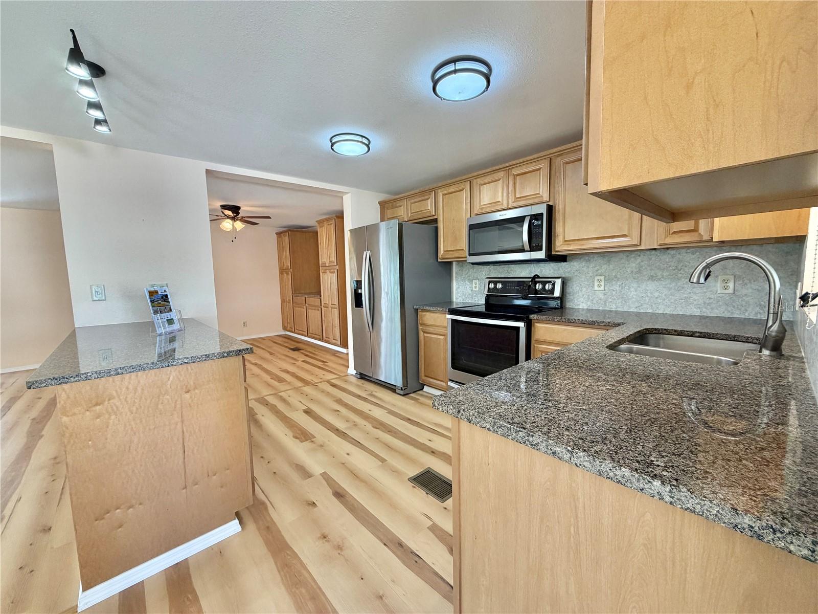 176 Azalea Trail, FL