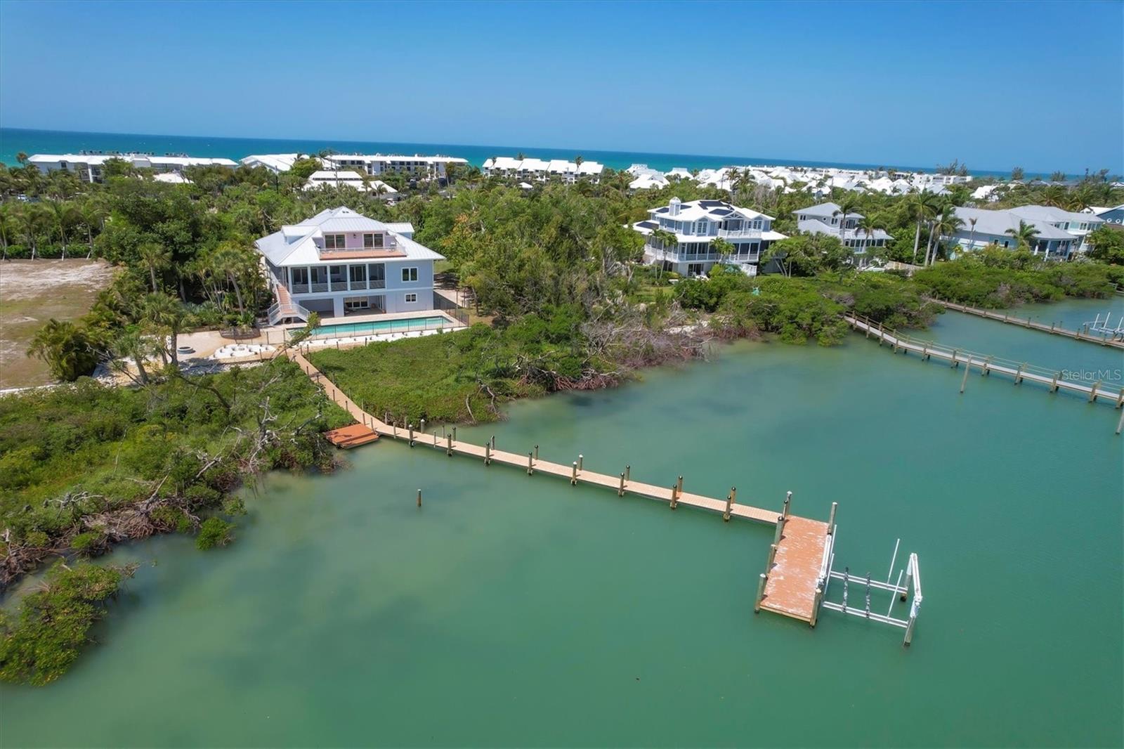 19 Grouper Hole Dr, FL