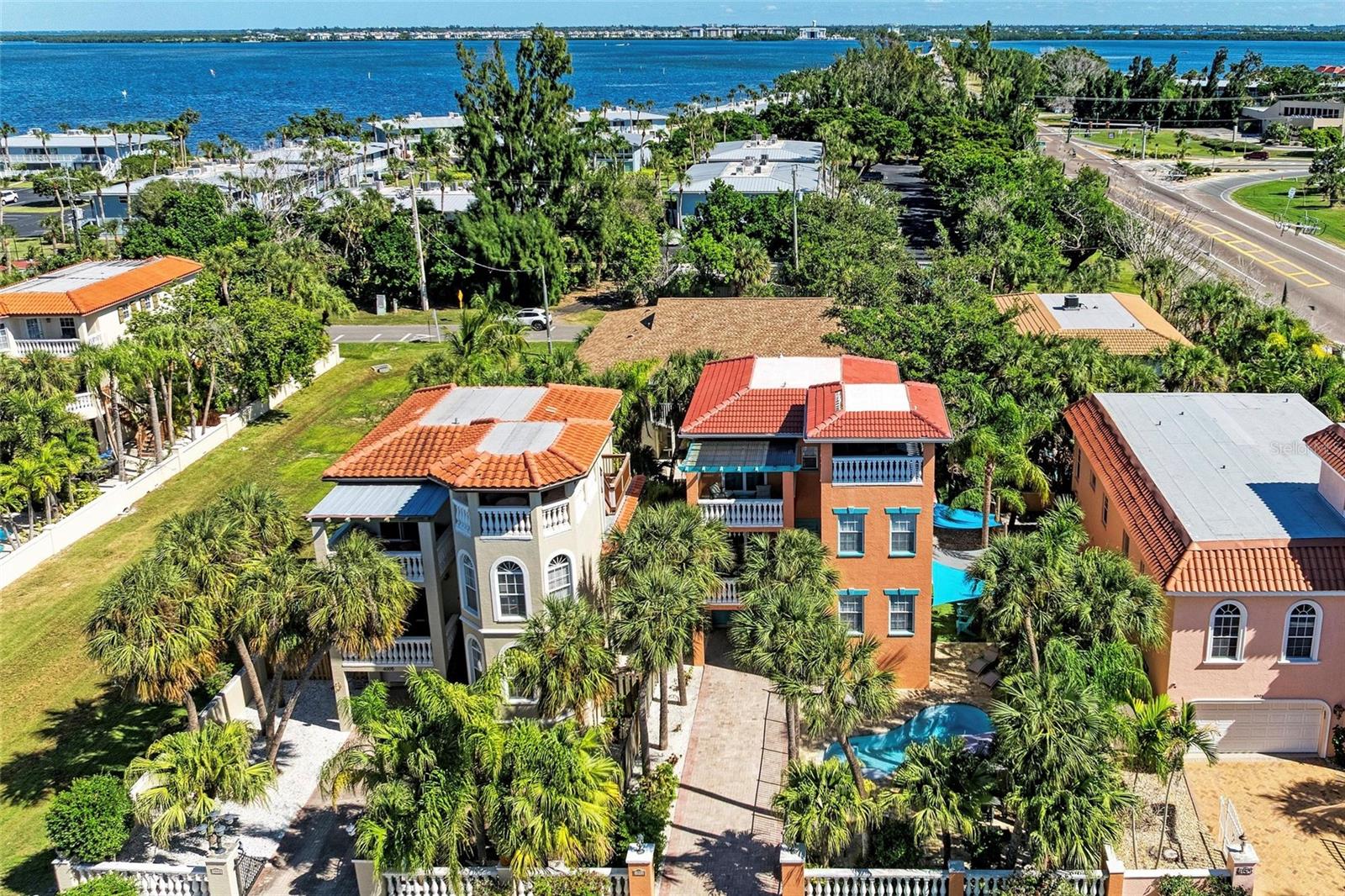 4003 5th Avenue, FL