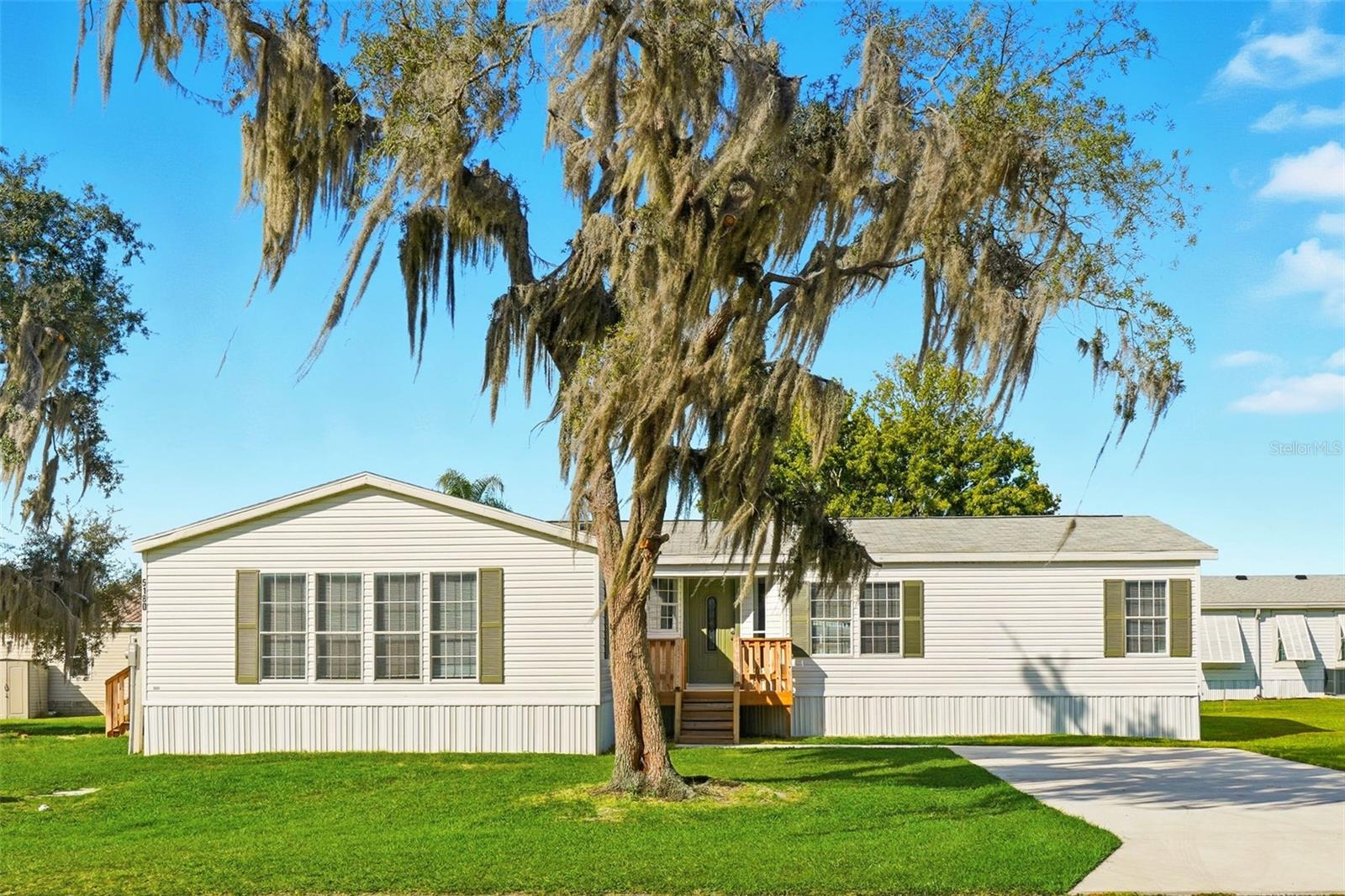 5180 Lexington Cir, FL