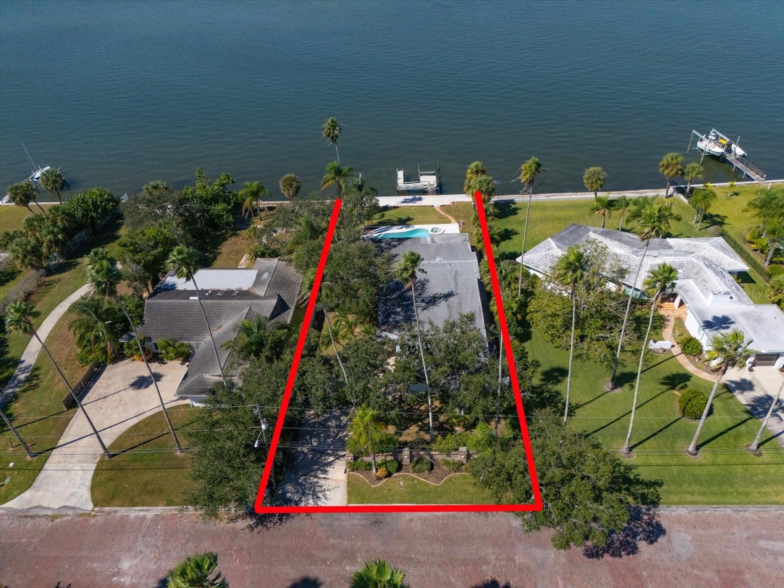 1614 Santa Barbara Drive, FL
