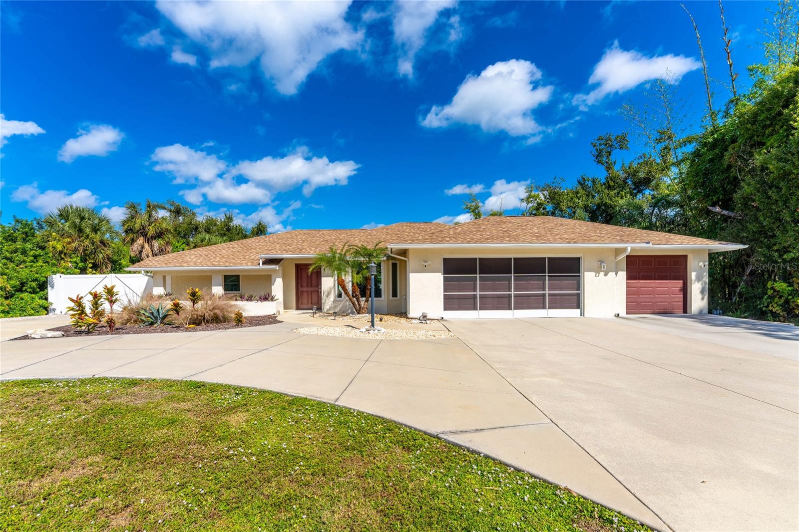 1600 Thomas Street, FL