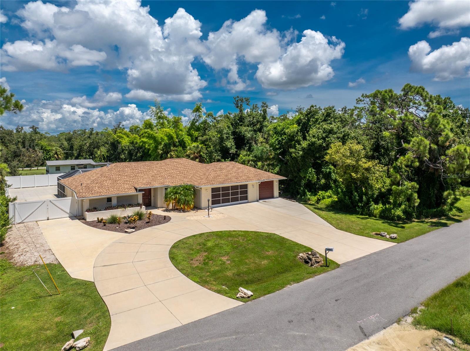 1600 Thomas Street, FL