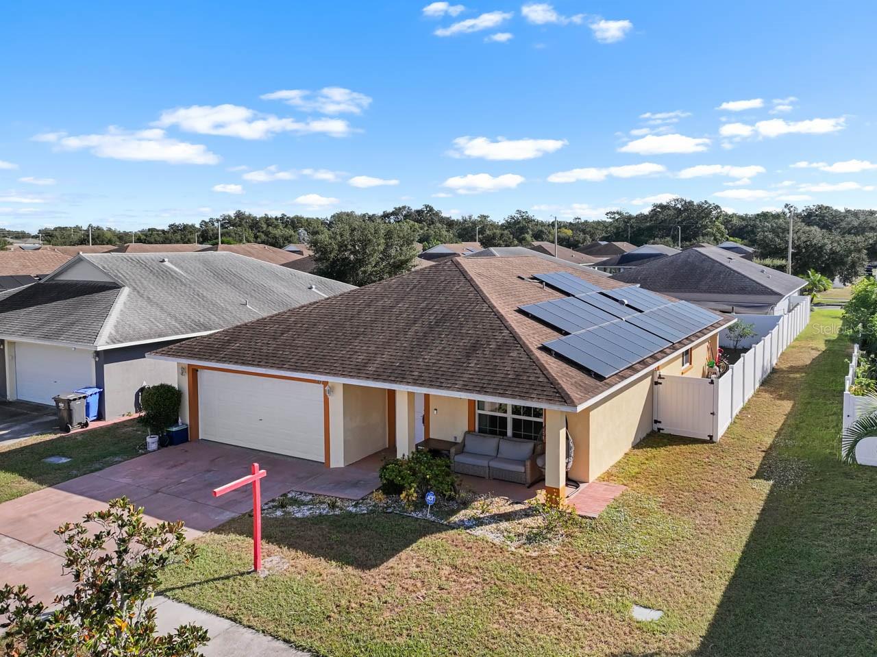 1132 Shared Passion St, FL