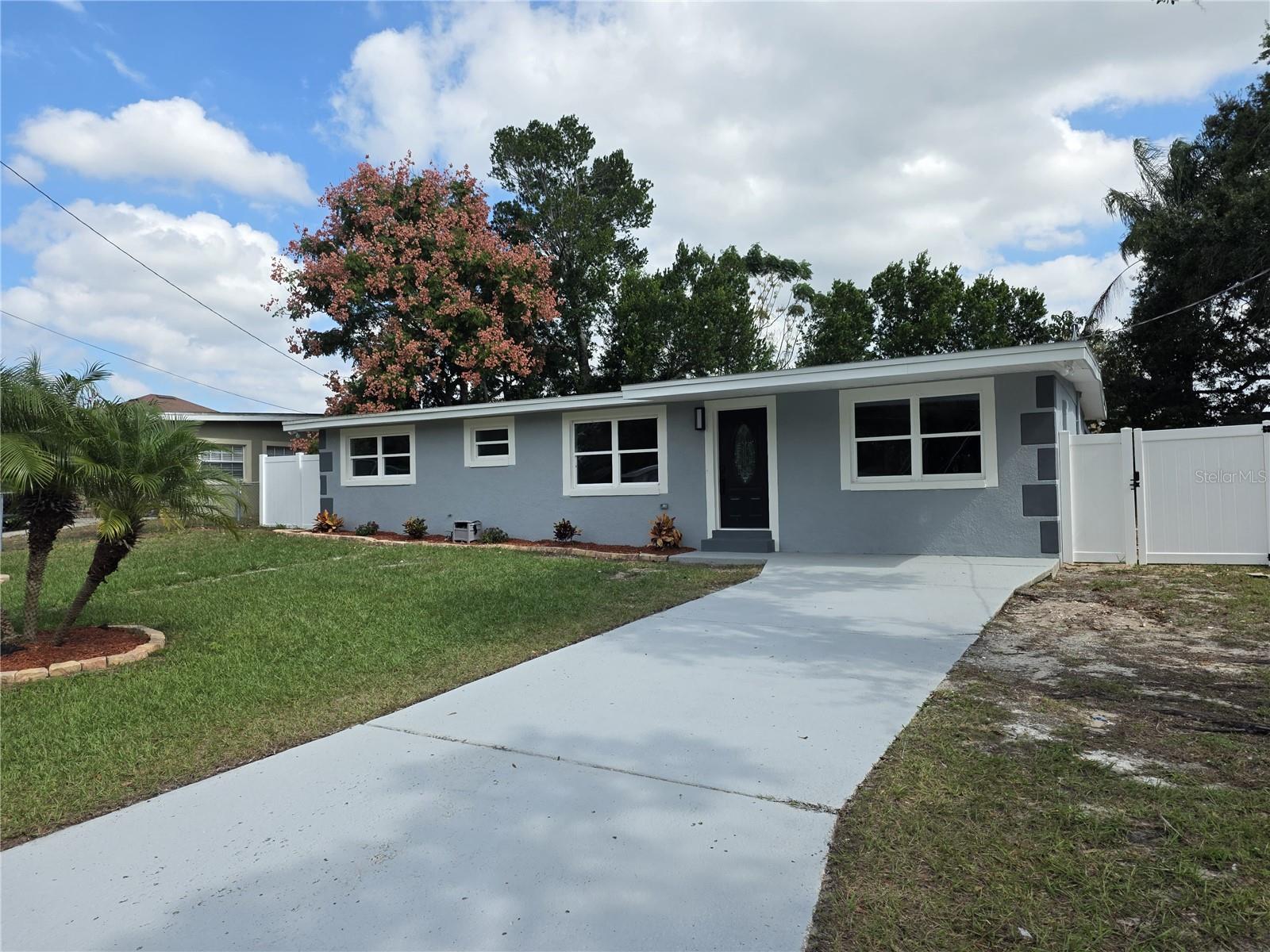 108 Martha St, FL