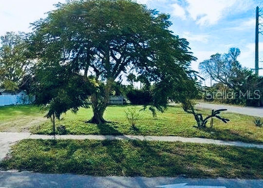 236 Shamrock Blvd, FL