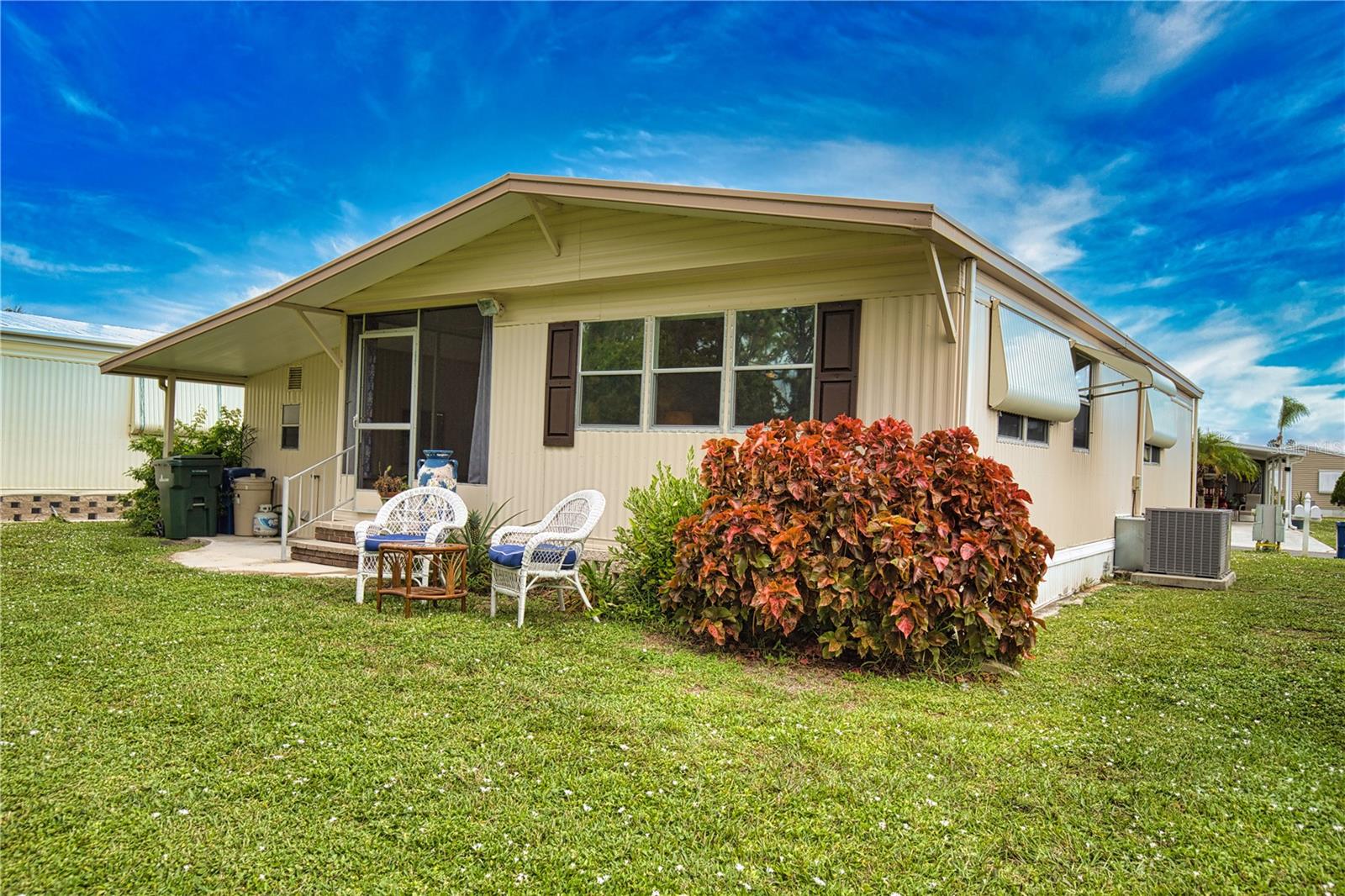236 N Fiji Cir, FL