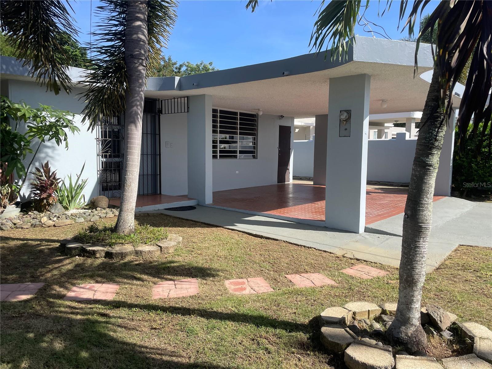 2 Terralinda Calle Zaragosa, PR