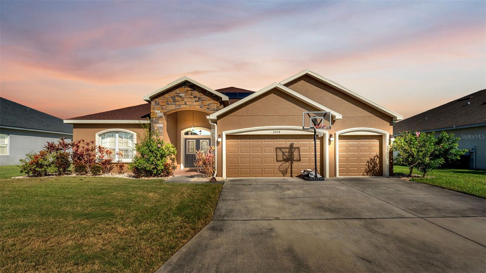 2574 Highlands Creek Way, FL