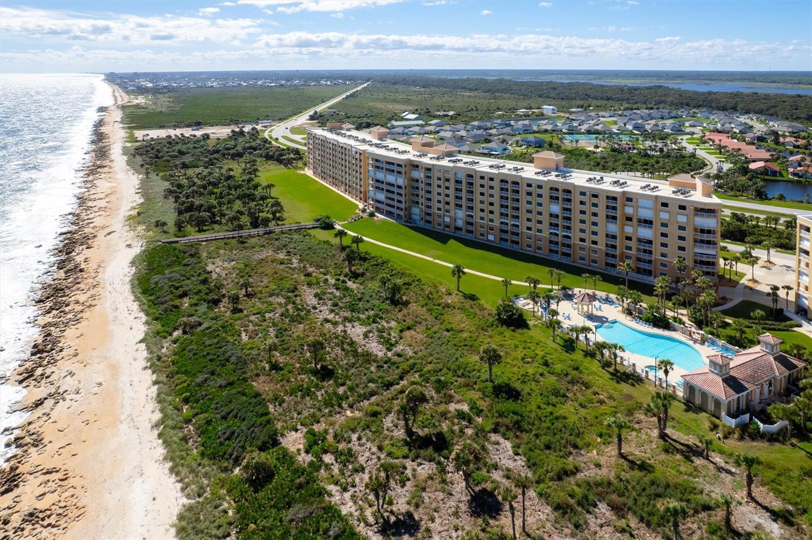 60 Surfview Dr #214, FL