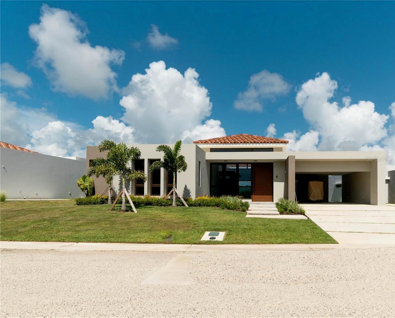 9 Los Lagos, PR