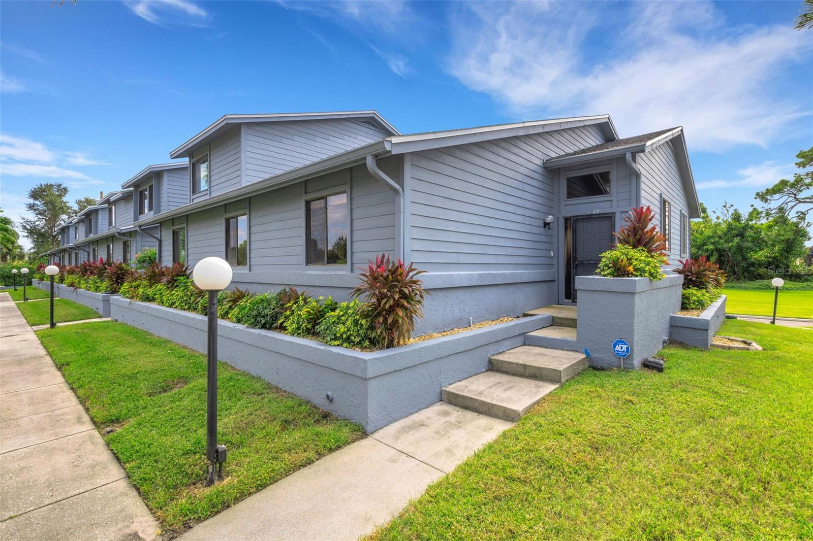 1827 Settlers Drive, FL
