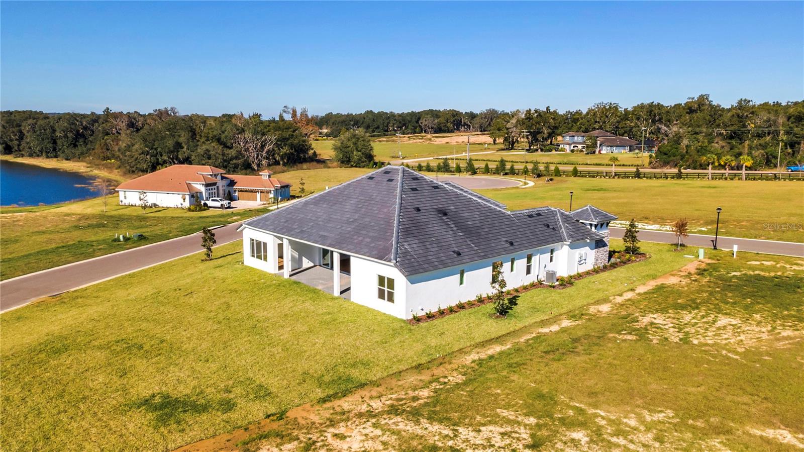 35588 Farmview Road, FL