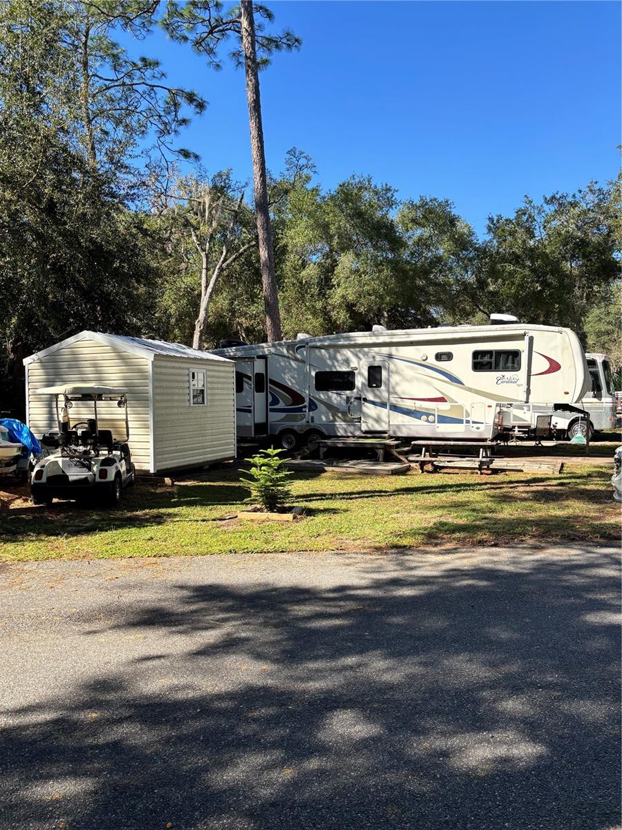 14348 Ne 252nd Court Rd, FL