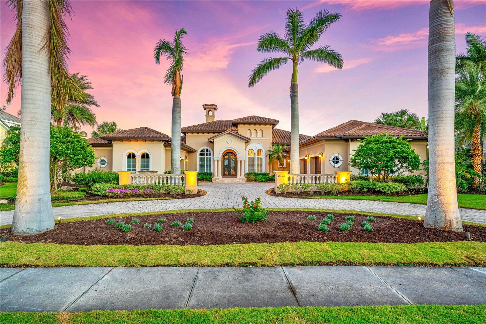 8376 Catamaran Cir, FL