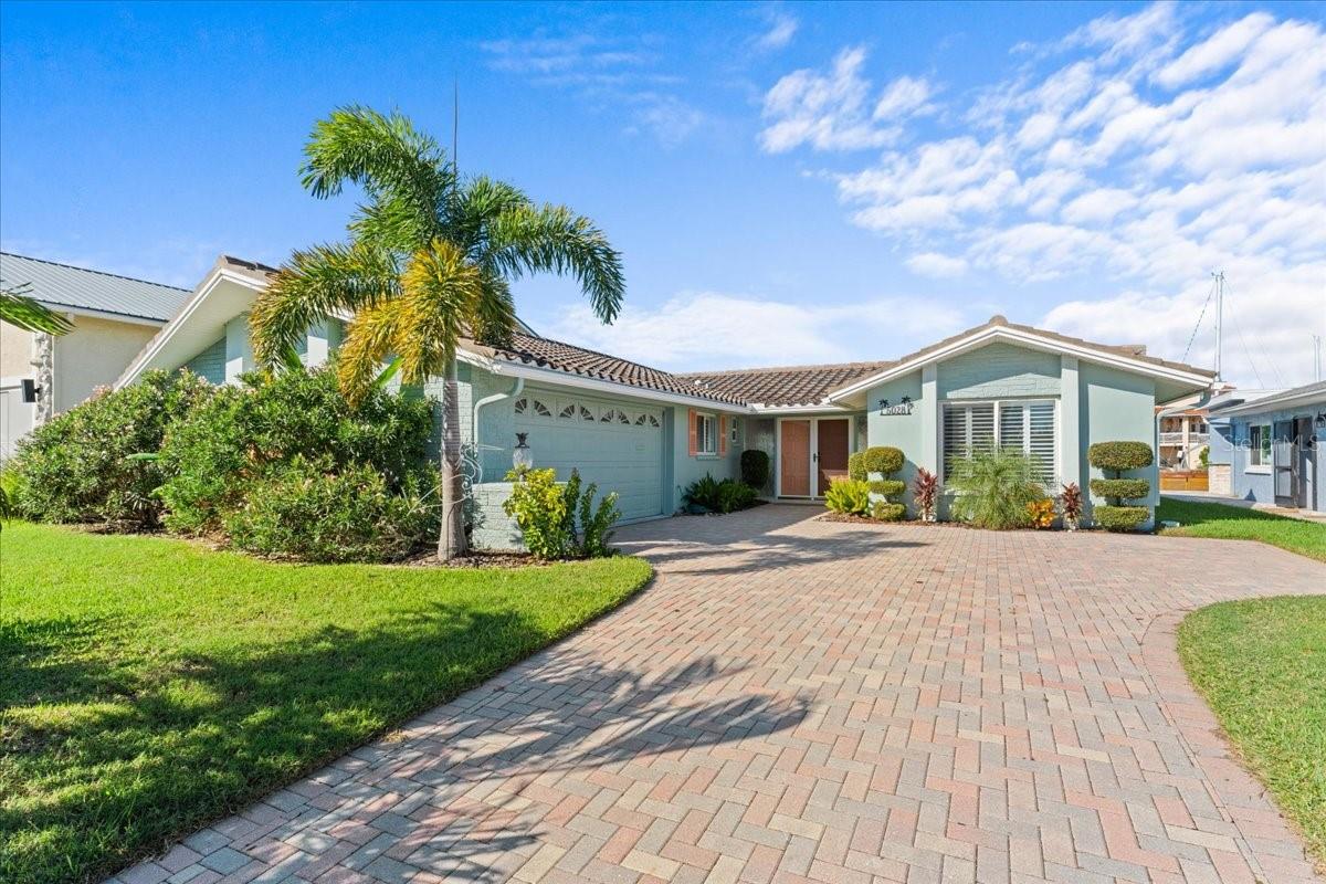 5028 Ensign Loop, FL
