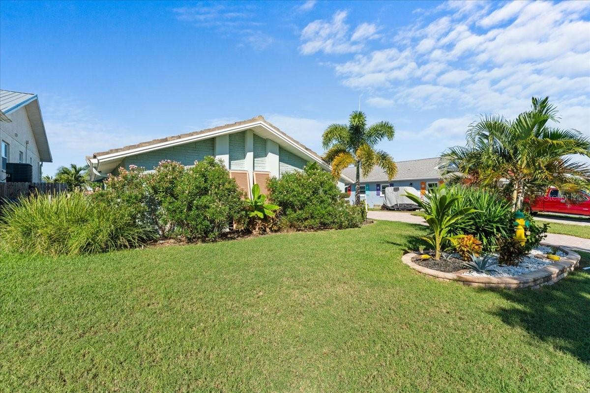 5028 Ensign Loop, FL