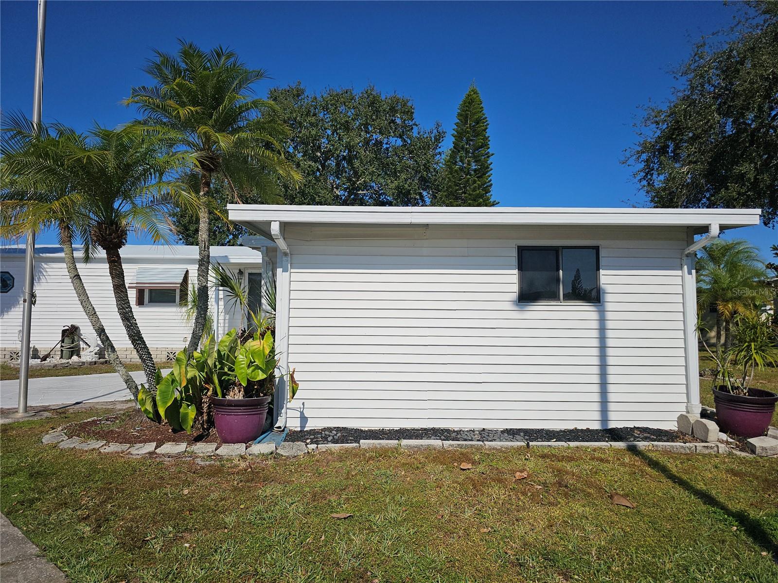 101 Dolphin Drive, FL