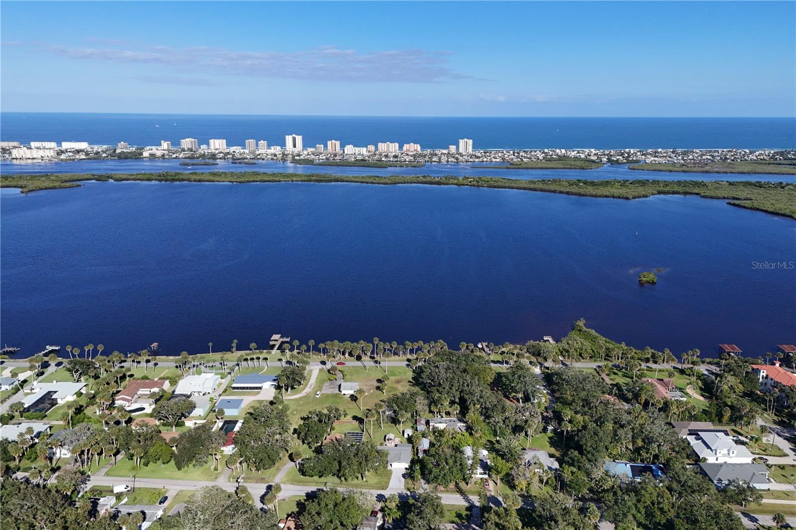 5040 Riverside Drive, FL