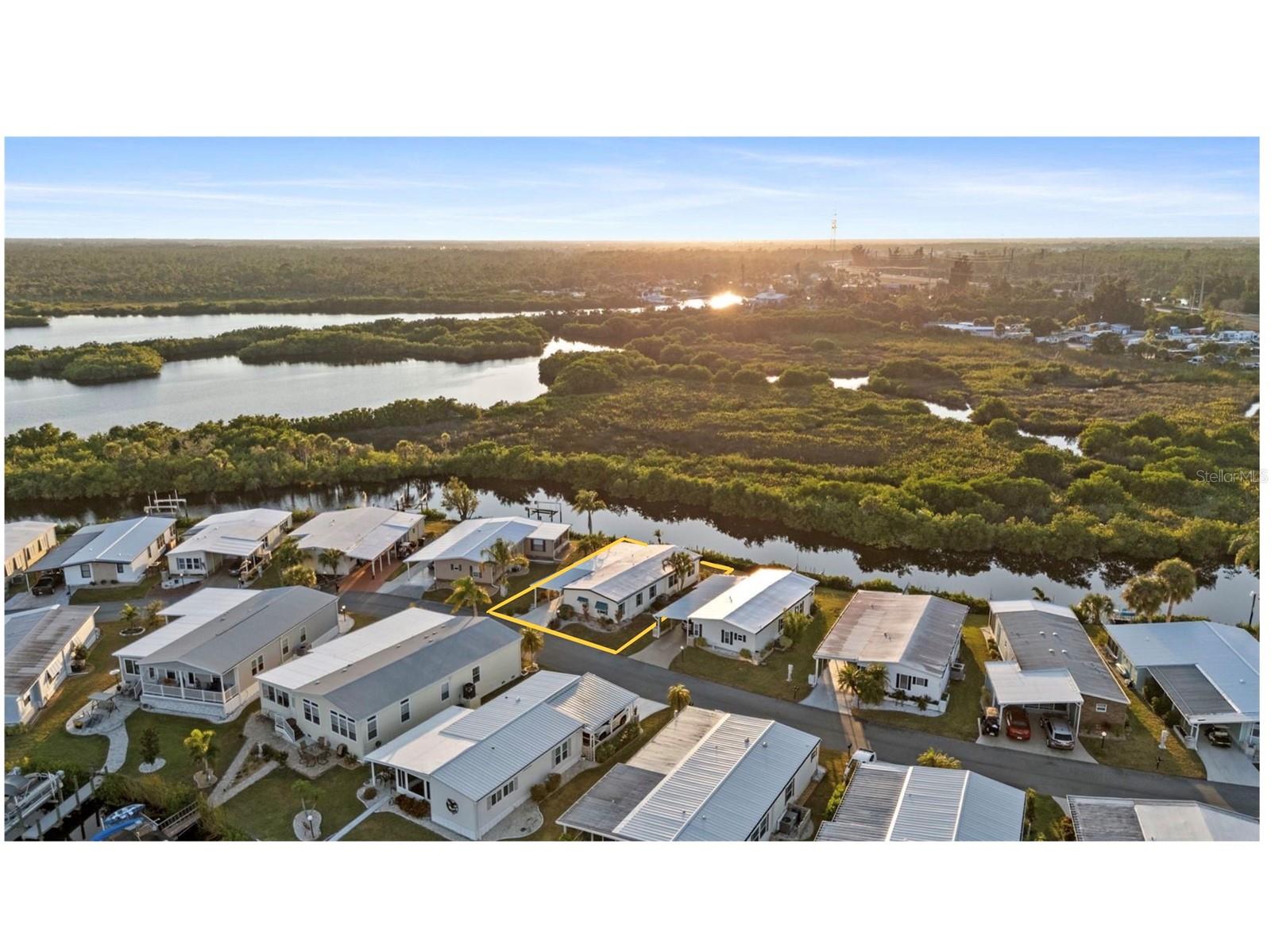 119 Lazy River Rd, FL