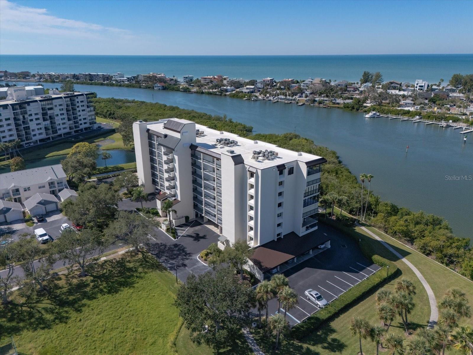 11730 Shipwatch Dr #402, FL