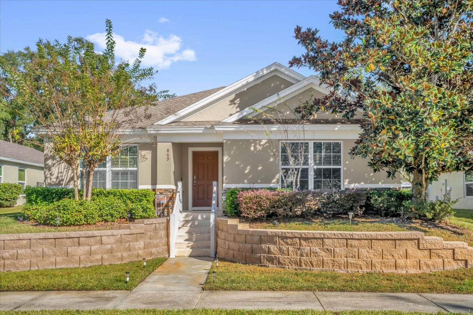 869 Bending Oak Trail, FL