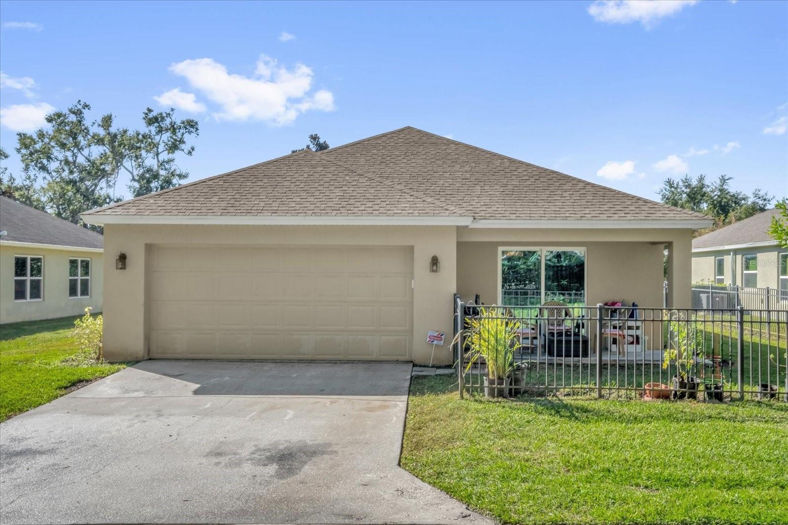 869 Bending Oak Trail, FL