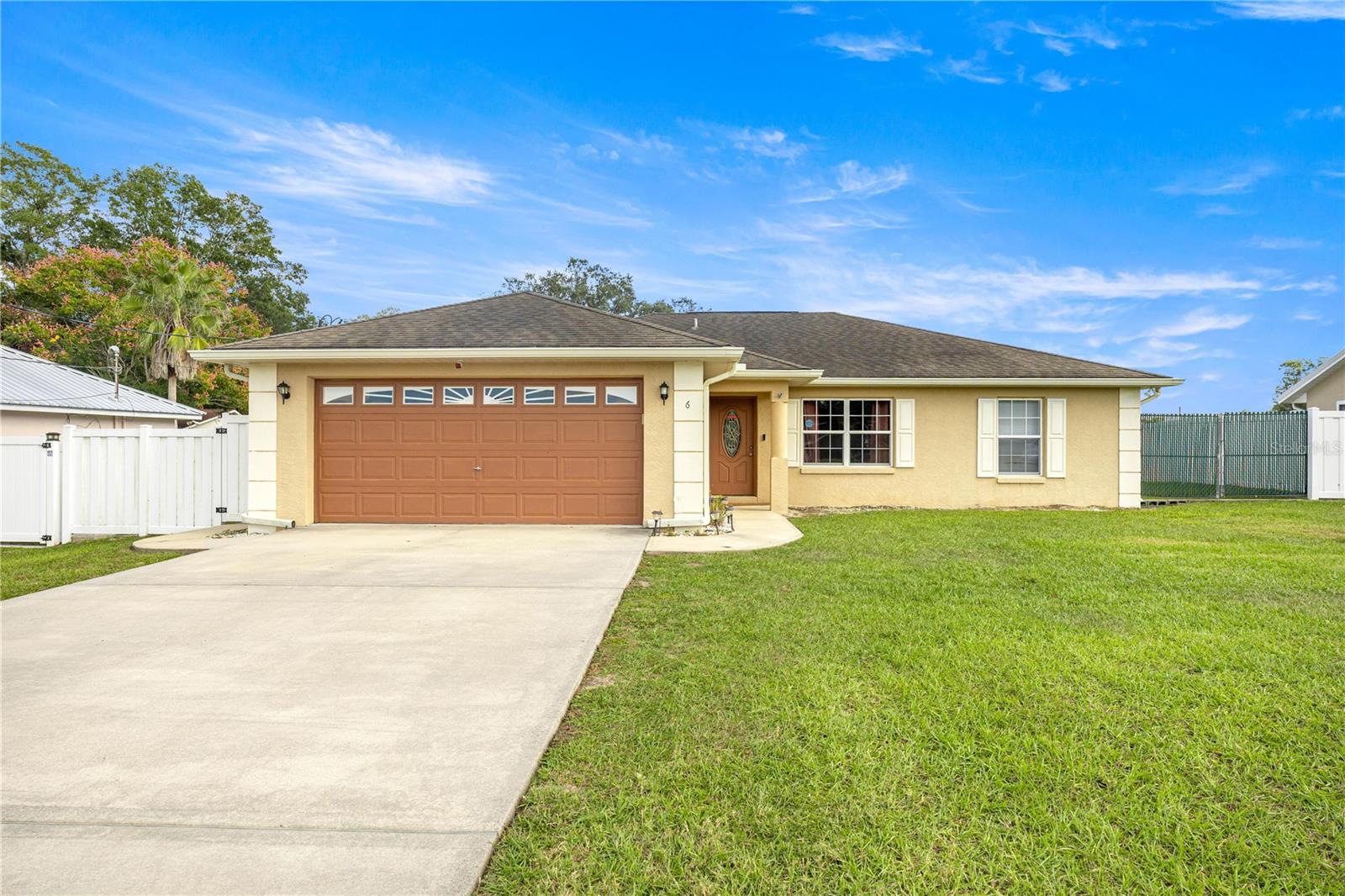 6 Teak Rd, FL