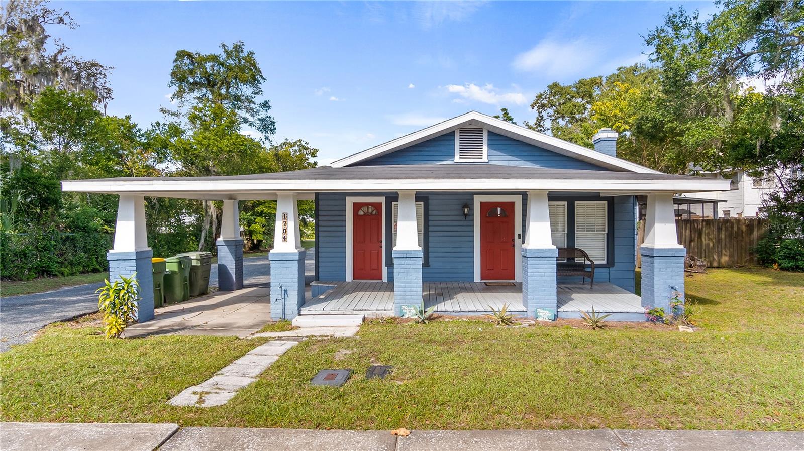 1704 W Main St, FL