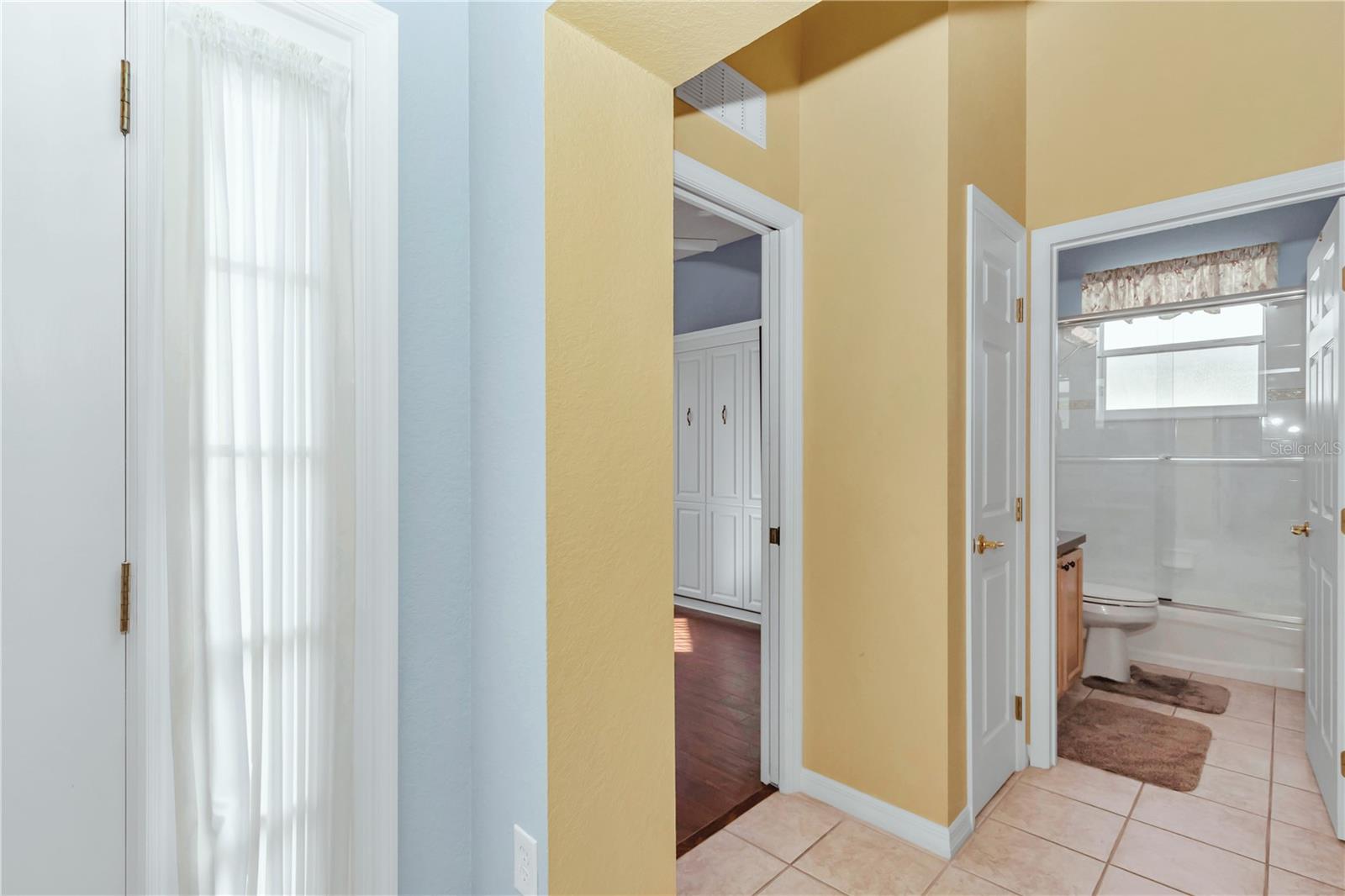 10962 69th Circle, FL