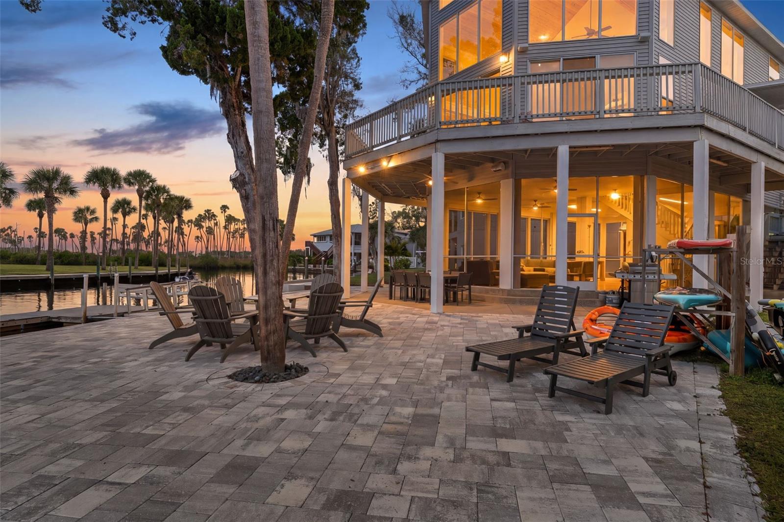 5272 Tropical Point, FL