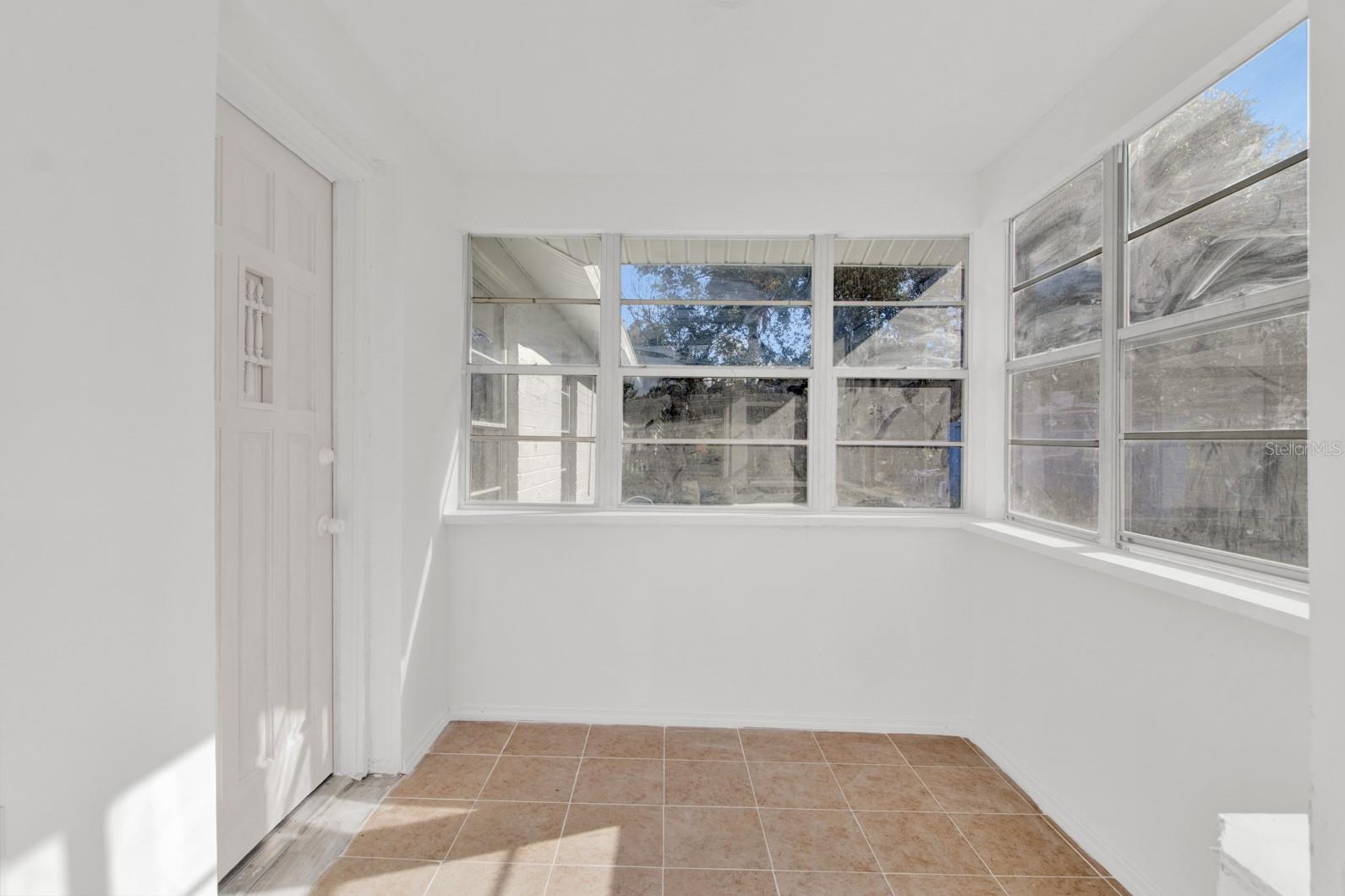 841 Vernon Street, FL