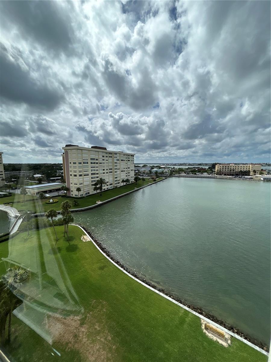 4775 Cove Circle, FL