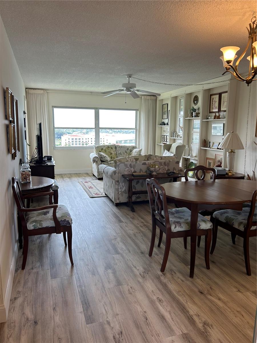 4775 Cove Circle, FL