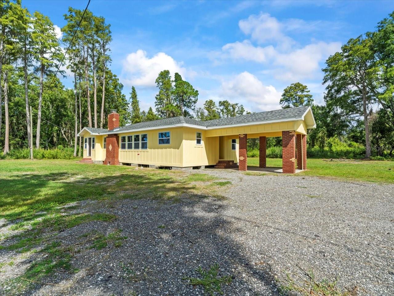 17924 Simms Rd, FL