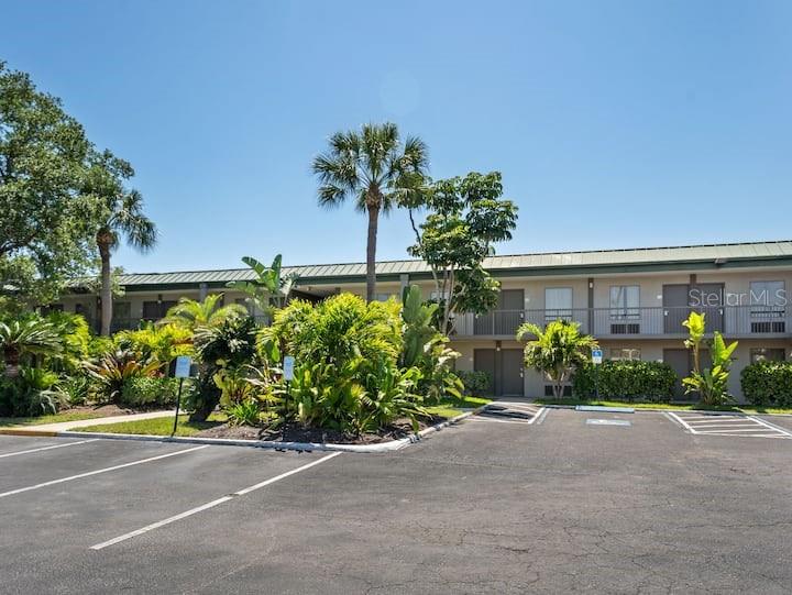 7150 Tamiami Trail, FL