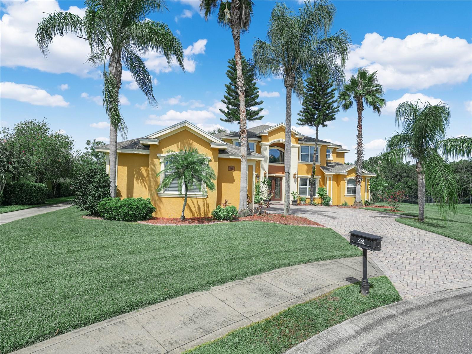565 Whisper Woods Drive, FL