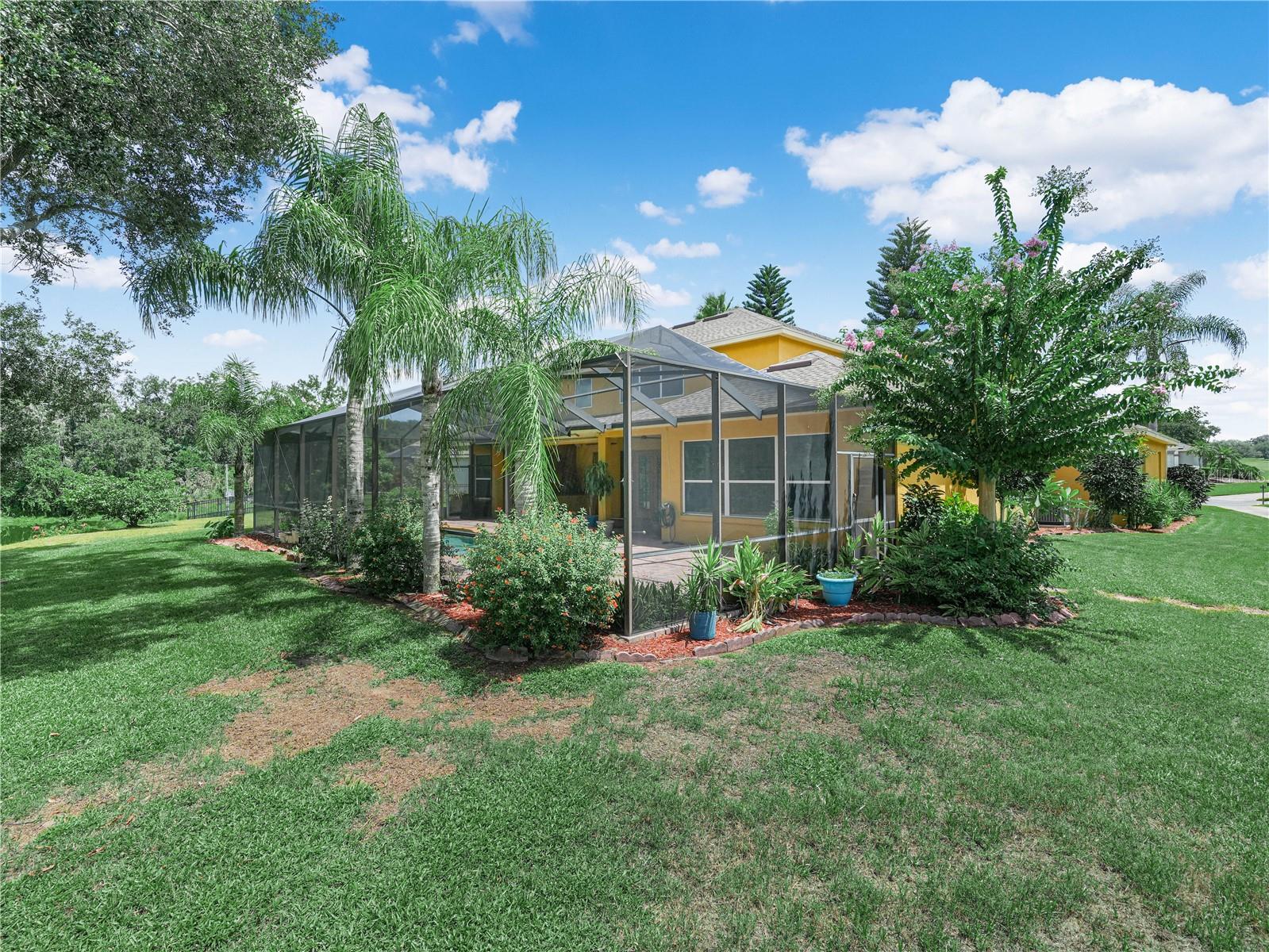 565 Whisper Woods Drive, FL
