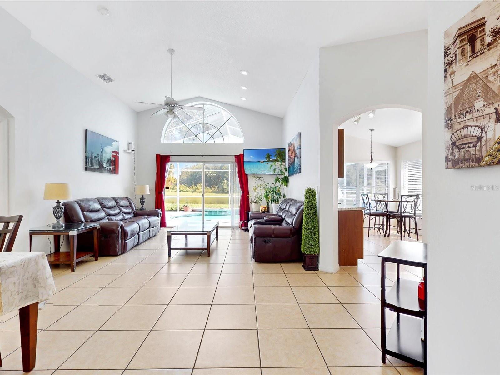 529 Eagle Pointe, FL