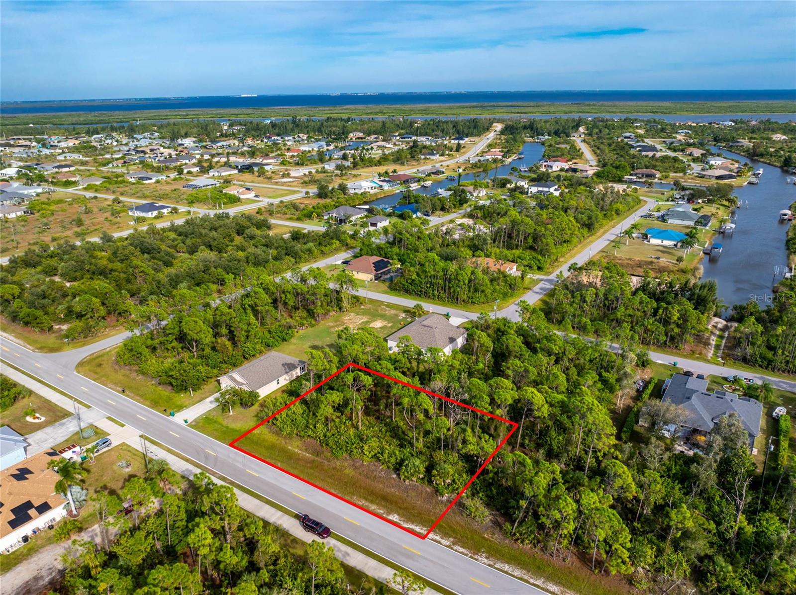 9412 Hallendale Dr, FL