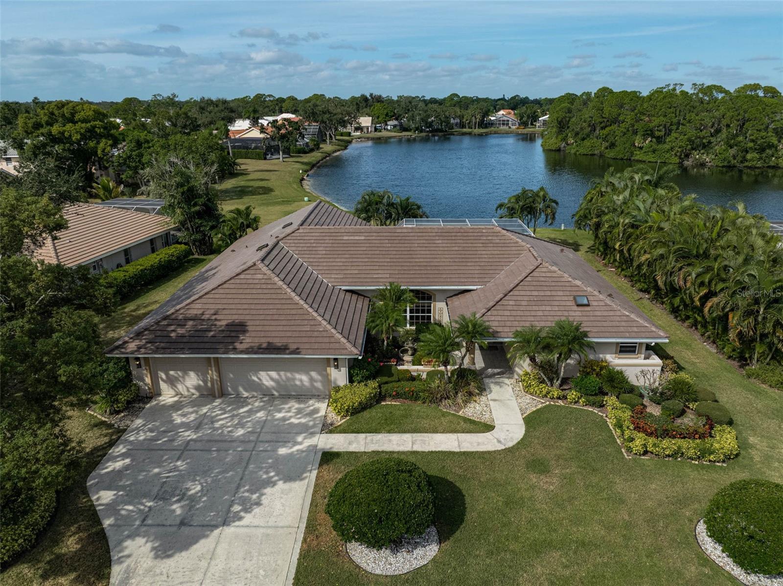 7570 Links Court, FL