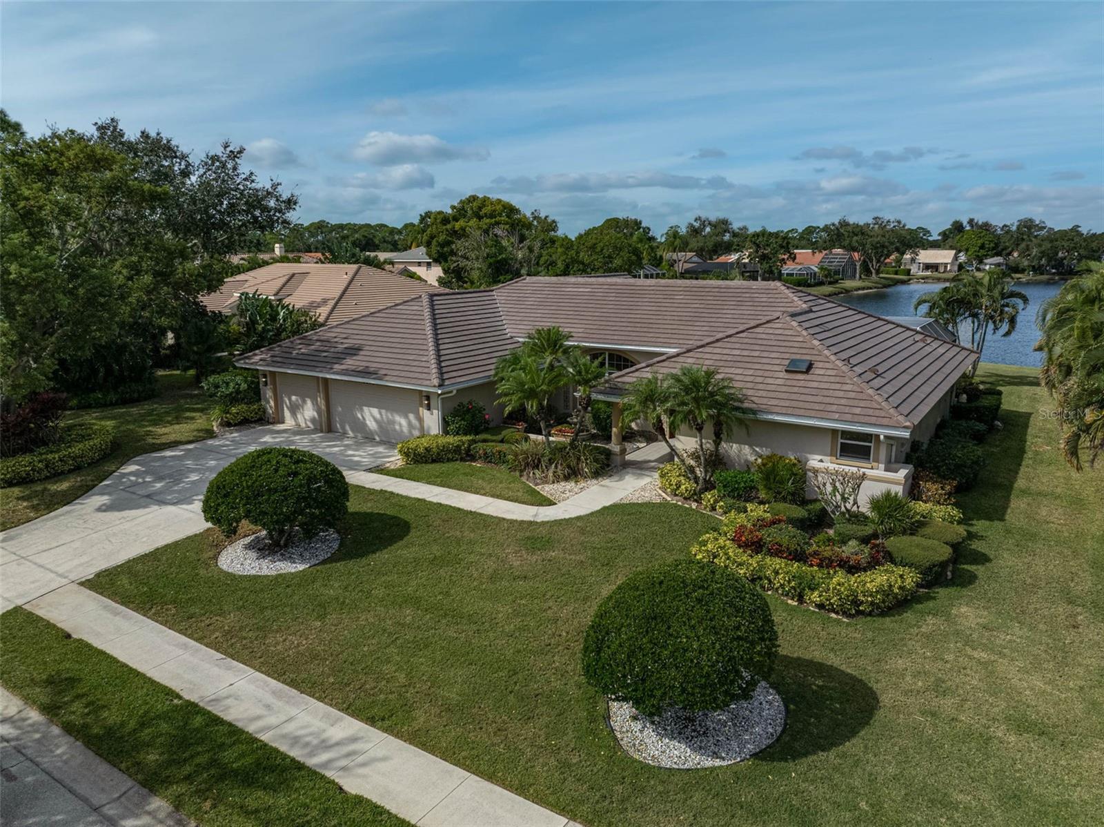 7570 Links Court, FL