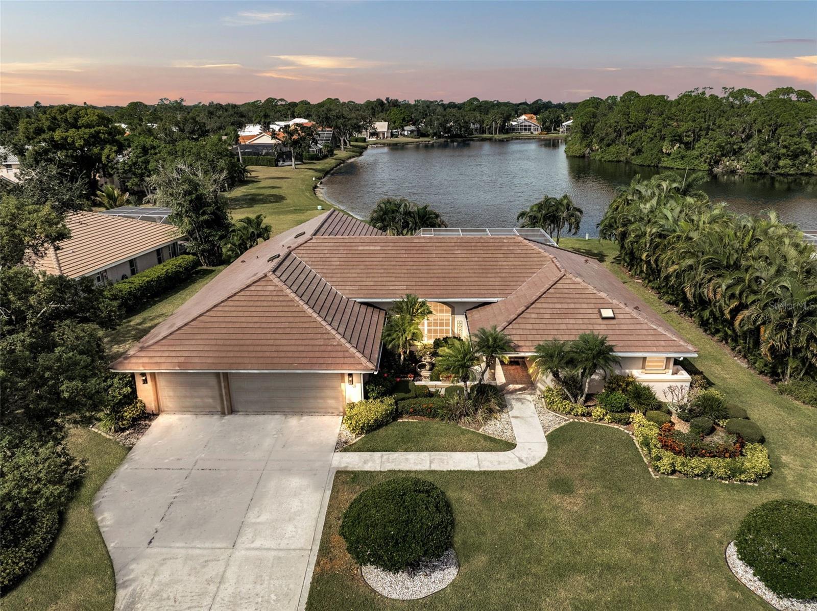 7570 Links Court, FL