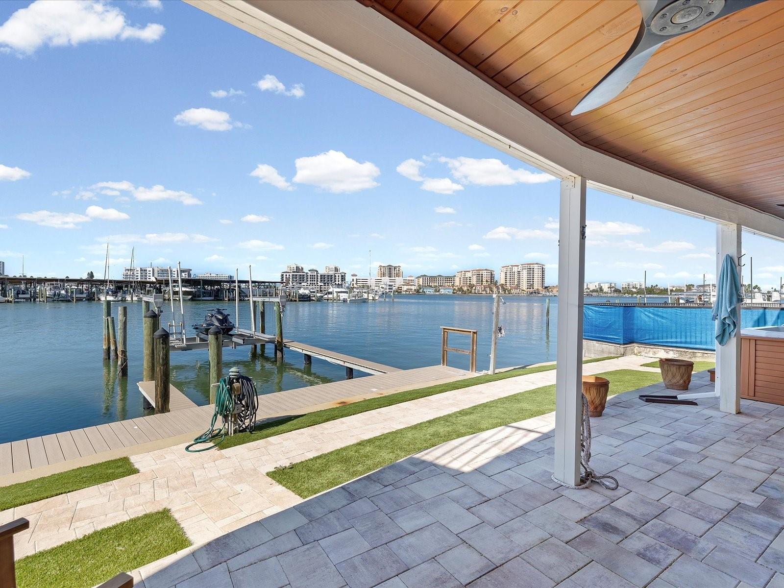 205 Dolphin Point, FL